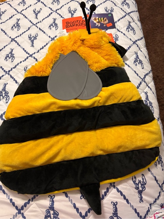 Boots & Barkley Other - Boots & Barkley Plush Bumblebee Pet Costume in Yellow and Black